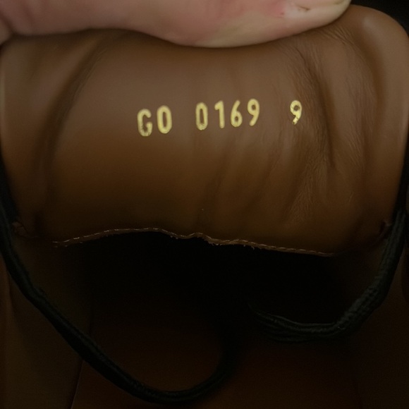 Louis Vuitton logo monogram suede leather run away sneakers NWB - Picture 9 of 9